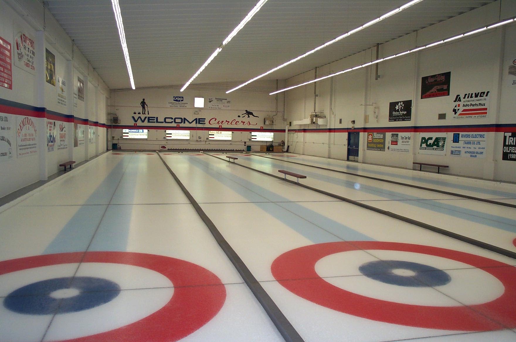 CurlingRinkIceSurfaceFromMainLevel