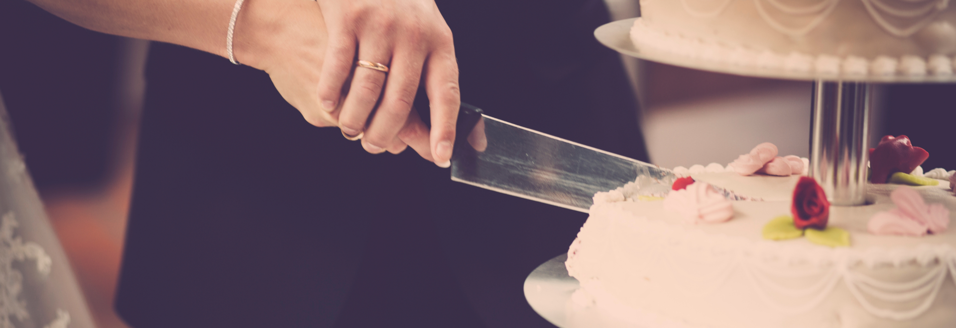 Wedding cake cutting